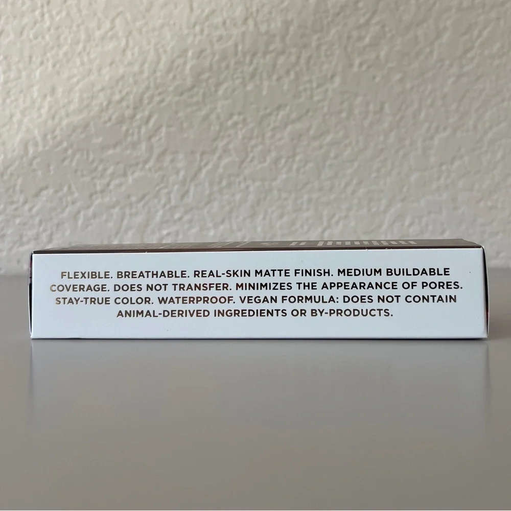 91NN UD URBAN DECAY Stay Naked Liquid Foundation 30ml